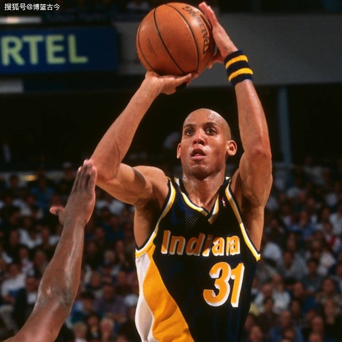 中实现逆转 中实现逆转