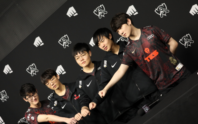 多的附加价 多的附加价